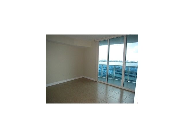 1881 79ST # 706, Miami Beach, FL 33141