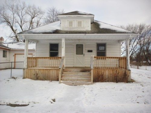 2408 Glenwood Ave, Saginaw, MI 48601