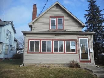 129 S Franklin St, Knightstown, IN 46148