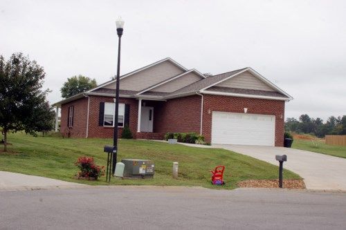 302 & 304 Ashton Way, Madisonville, TN 37354