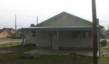 617 Washington St Mabton, WA 98935