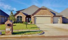 2709 Kathleens Crossing Yukon, OK 73099