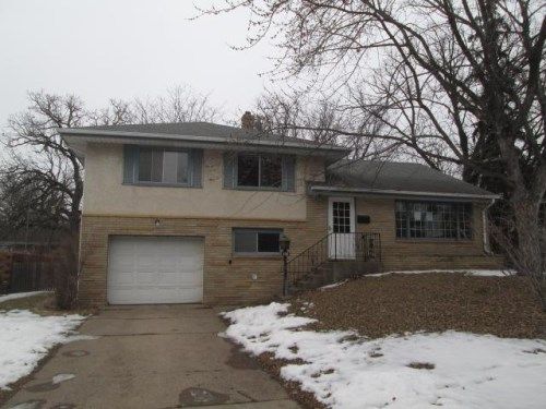 1281 Nebraska Ave E, Saint Paul, MN 55106