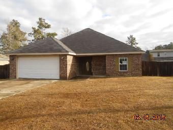 13 Magenta Ln, Picayune, MS 39466