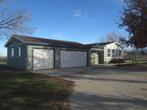 50752 252nd St West, Lancaster, CA 93536