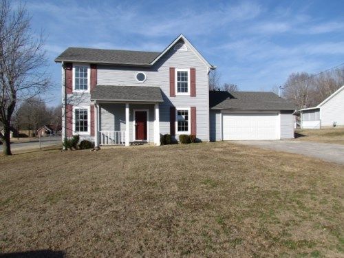 58 Hidden Valley Dr, Jackson, TN 38305