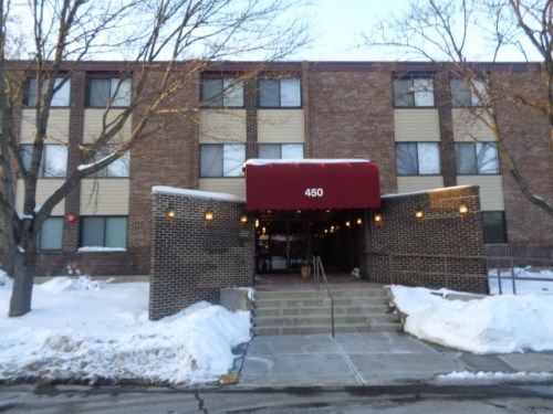 450 Raintree Court Unit 2b, Glen Ellyn, IL 60137