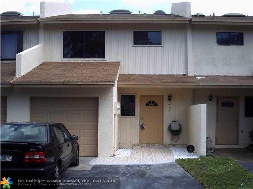 4199 NW 76TH AVE, Hollywood, FL 33024