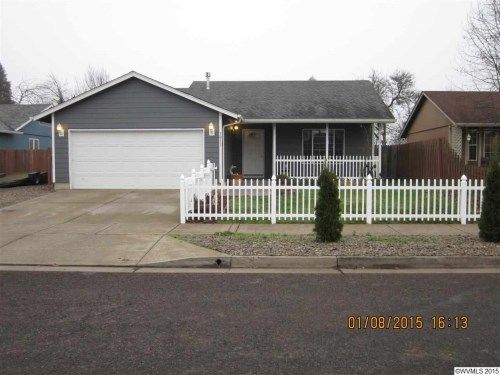 1011 S 10th, Lebanon, OR 97355