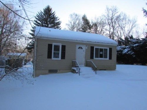 4533 Arlington Rd, Uniontown, OH 44685