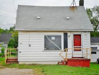 237 N Rosemary St, Lansing, MI 48917