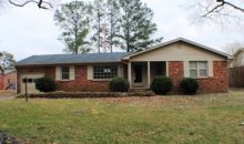 1925 Woodmead St SW Decatur, AL 35601