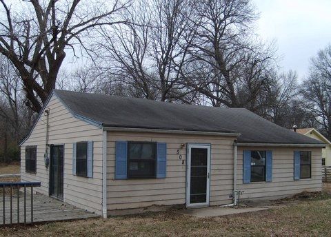 508 S Chestnut St, Pittsburg, KS 66762