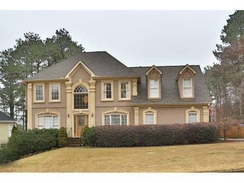2225 Wildwood Lake Drive, Suwanee, GA 30024