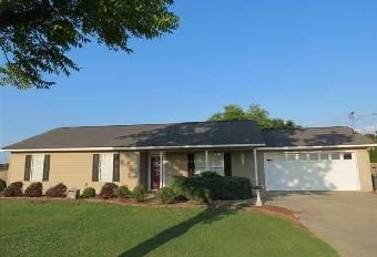 3797 Christopher Av, Gadsden, AL 35907