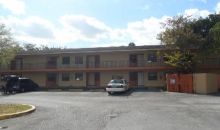 4190 Lakeside Dr Fort Lauderdale, FL 33319