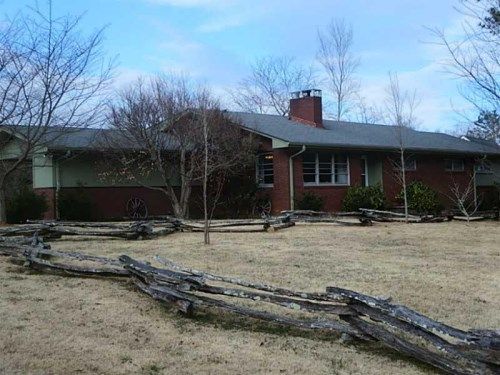 216 N Station Street, Tate, GA 30177