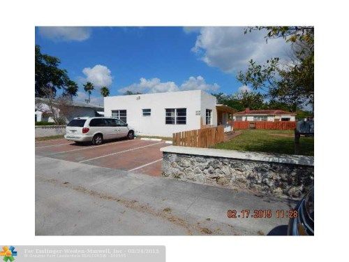 2927 WASHINGTON ST, Hollywood, FL 33020