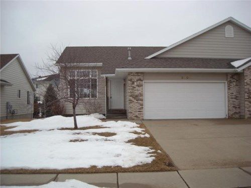 3204 S Moonflower Ave, Sioux Falls, SD 57110