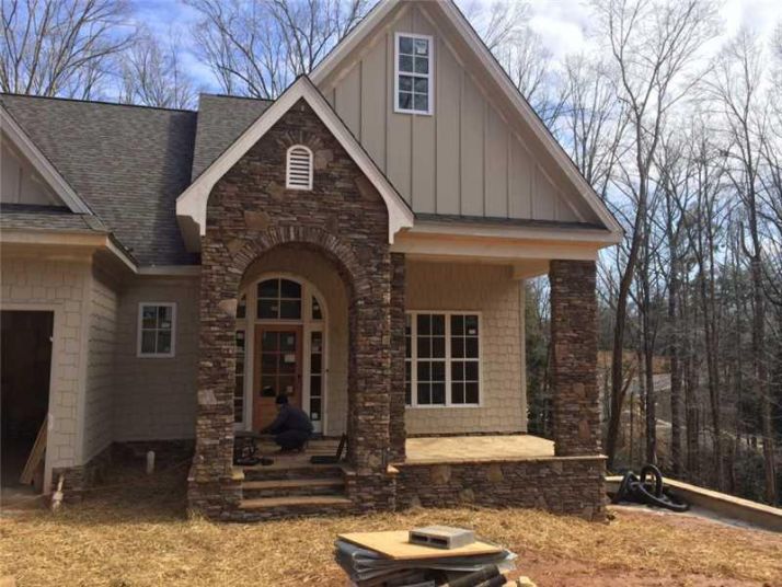 1233 Bloomsbury Lane, Gainesville, GA 30501
