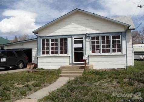 1111 W Walnut Street, Rawlins, WY 82301