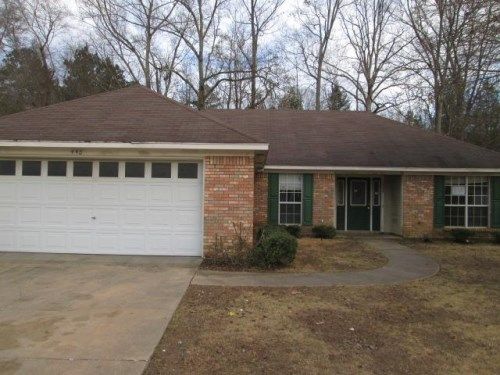 446 Siwell Meadows Dr, Byram, MS 39272