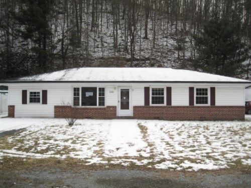 300 Skyline Dr, Bluefield, VA 24605