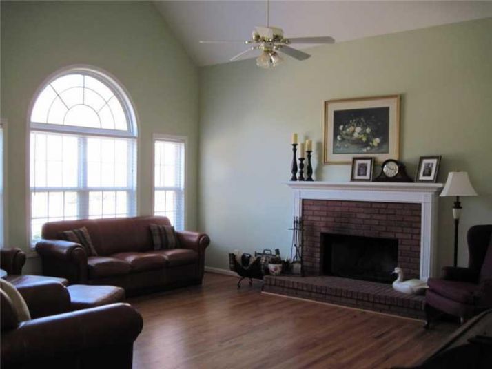 100 Crown Drive, Braselton, GA 30517