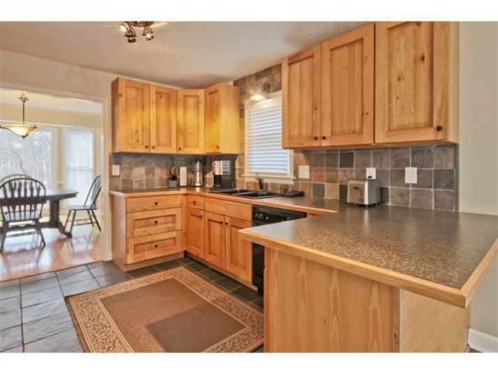 393 Turnberry Drive, Hiram, GA 30141