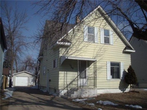 1308 E 7th St, Sioux Falls, SD 57103