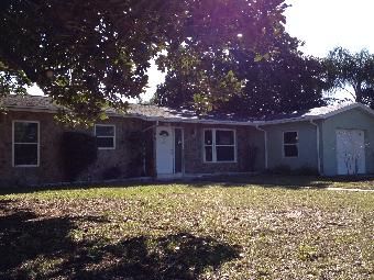 1069 E Page Drive, Deltona, FL 32725