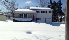 27 Southview Rd Bedford, OH 44146
