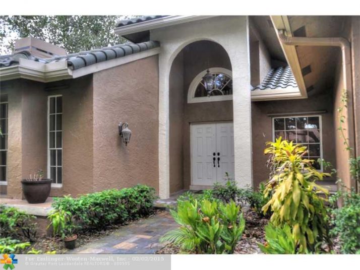 6011 NW 60TH AVE, Pompano Beach, FL 33067
