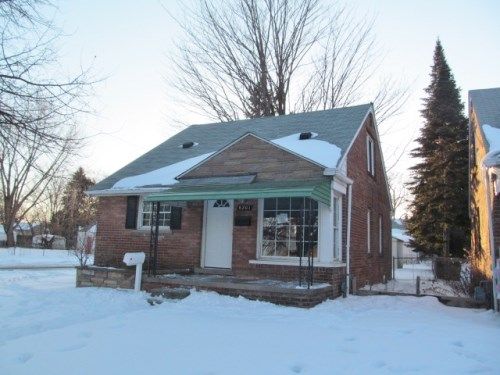 6201 Minock St, Detroit, MI 48228