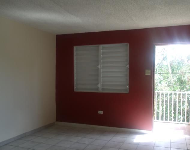 T 19 Vista Bella De 04, Bayamon, PR 00956