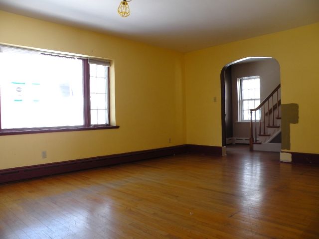 617 N Main St, Bernville, PA 19506