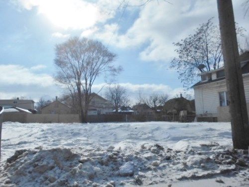 8779 Longworth St, Detroit, MI 48209