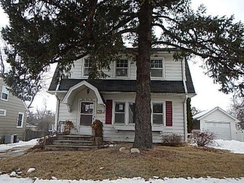 431 26th St SE, Cedar Rapids, IA 52403