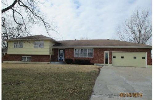 807 S Second Street, Odessa, MO 64076
