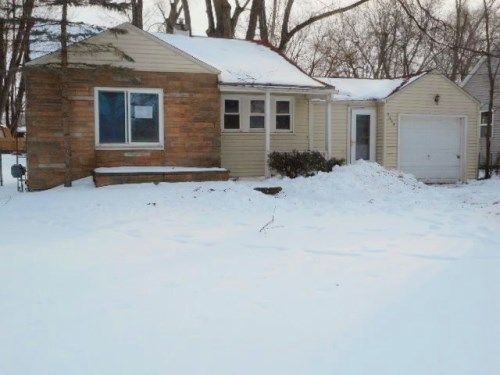 3354 Buckingham Ave, Burton, MI 48529