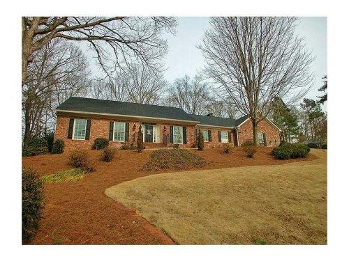 464 E Lake Drive, Gainesville, GA 30506