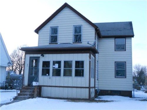 2704 Jackson Ave, Davenport, IA 52802