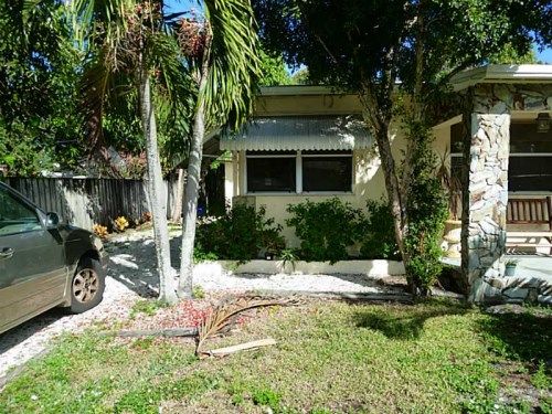 413 SW 2 AV, Dania, FL 33004