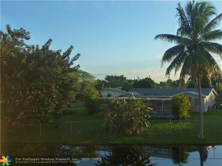6570 Royal Palm Blvd # 211J, Pompano Beach, FL 33063
