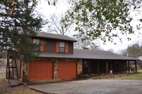 17560 Fishermans Dr., New Providence, PA 17560