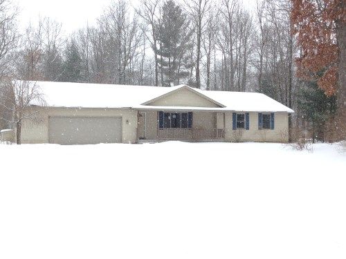 1366 18 Mile Rd, Kent City, MI 49330