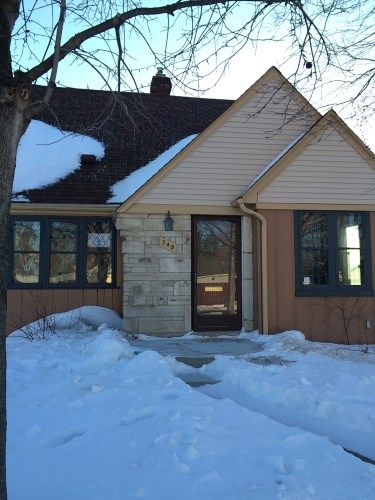 349 6th St, Wyandotte, MI 48192