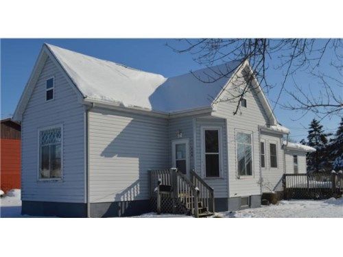 406 E Main St, Marengo, IA 52301