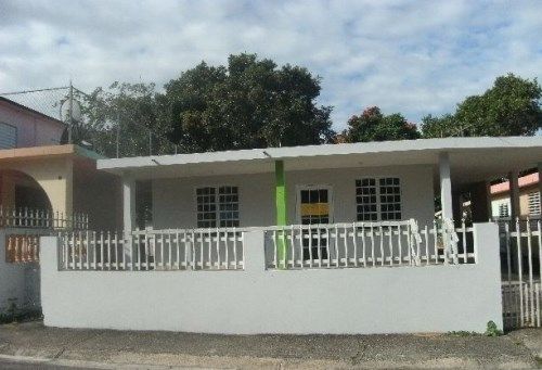 41 La Laguna Tierra, Manati, PR 00674