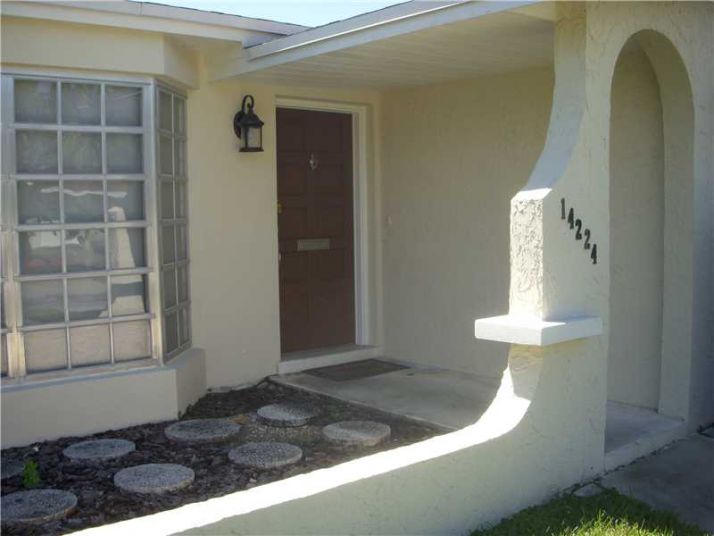 14224 SW 84 ST, Miami, FL 33183